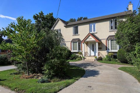Photo 1 at 1098 Kipling Avenue, City Centre West, Toronto