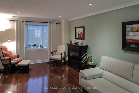 Photo 4 at 1098 Kipling Avenue, City Centre West, Toronto
