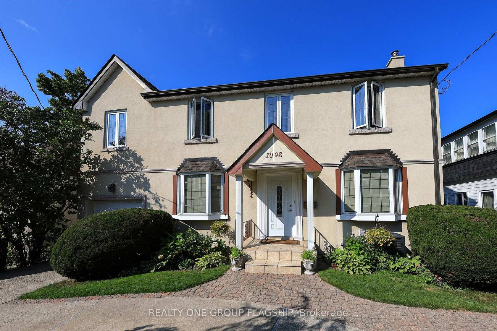 1098 Kipling Avenue, City Centre West, Toronto 