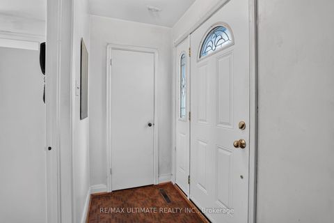 Photo 4 at 85 Roebuck Drive, Kennedy Park, Toronto