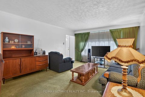 Photo 8 at 85 Roebuck Drive, Kennedy Park, Toronto