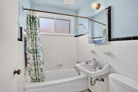 Photo 16 at 85 Roebuck Drive, Kennedy Park, Toronto
