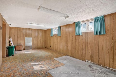 Photo 26 at 85 Roebuck Drive, Kennedy Park, Toronto