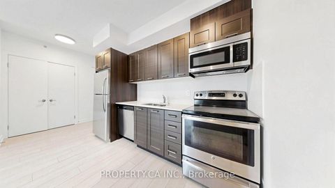 Photo 5 at 1202 - 20 Bruyeres Mews, Niagara, Toronto