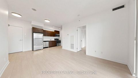 Photo 7 at 1202 - 20 Bruyeres Mews, Niagara, Toronto