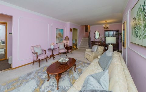 Photo 11 at 29 Fluellen Drive, L'Amoreaux, Toronto