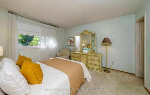 Photo 28 at 29 Fluellen Drive, L'Amoreaux, Toronto