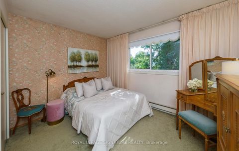Photo 32 at 29 Fluellen Drive, L'Amoreaux, Toronto