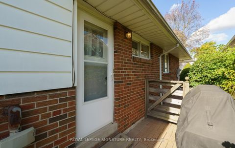 Photo 37 at 29 Fluellen Drive, L'Amoreaux, Toronto