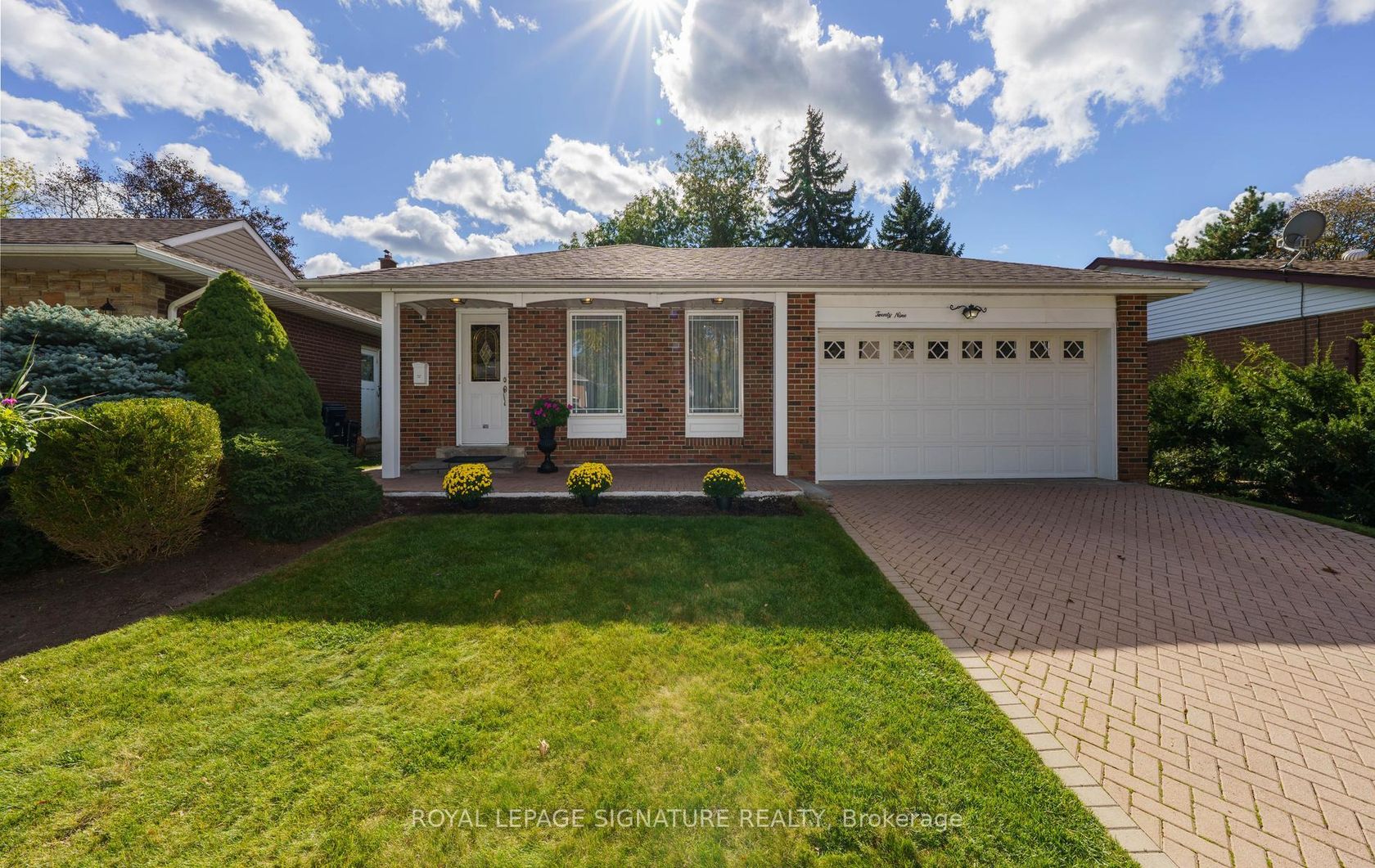 29 Fluellen Drive, L'Amoreaux, Toronto 