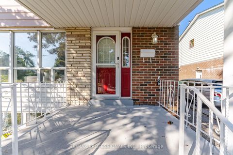 Photo 4 at 62 Edilou Drive, Alderwood, Toronto