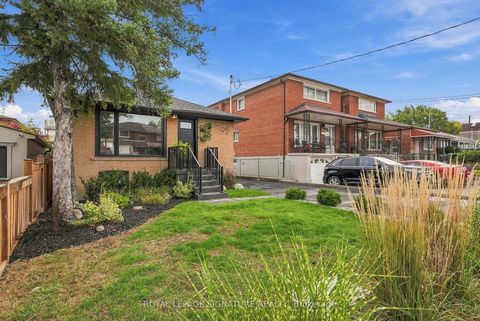 Photo 3 at 95 Laurel Avenue, Kennedy Park, Toronto