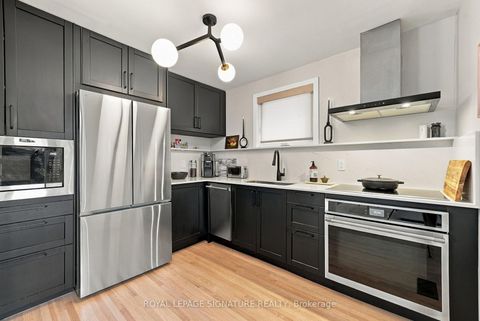 Photo 13 at 95 Laurel Avenue, Kennedy Park, Toronto