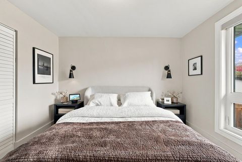 Photo 25 at 95 Laurel Avenue, Kennedy Park, Toronto