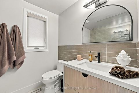 Photo 31 at 95 Laurel Avenue, Kennedy Park, Toronto