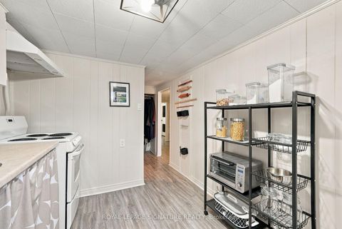 Photo 34 at 95 Laurel Avenue, Kennedy Park, Toronto