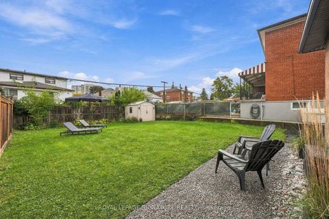 Photo 40 at 95 Laurel Avenue, Kennedy Park, Toronto