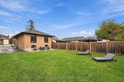 Photo 43 at 95 Laurel Avenue, Kennedy Park, Toronto