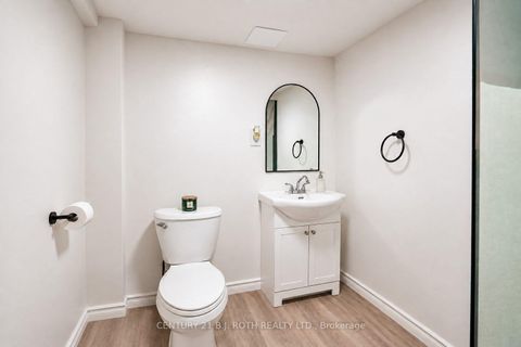 Photo 18 at 5 East Gate, Grove East, Barrie