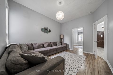 Photo 4 at 138 Osler Street, Pellam Park, Toronto