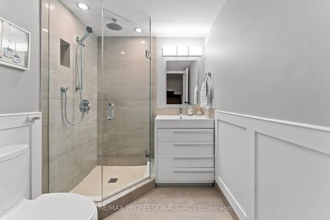 Photo 8 at 439 - 34 Western Battery Road, Niagara, Toronto
