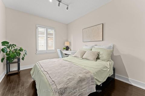 Photo 12 at 439 - 34 Western Battery Road, Niagara, Toronto
