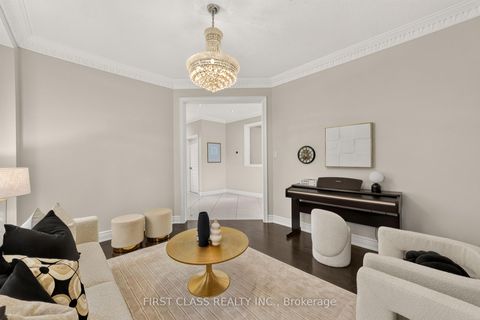 Photo 3 at 23 Lady Karen Crescent, Patterson, Vaughan