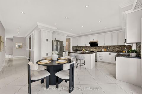 Photo 8 at 23 Lady Karen Crescent, Patterson, Vaughan