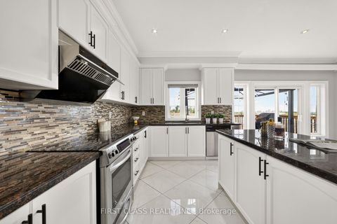 Photo 9 at 23 Lady Karen Crescent, Patterson, Vaughan