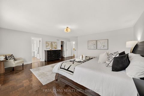 Photo 21 at 23 Lady Karen Crescent, Patterson, Vaughan