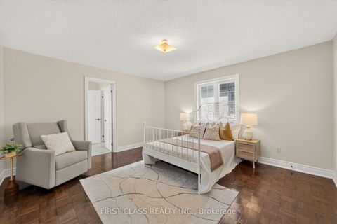 Photo 25 at 23 Lady Karen Crescent, Patterson, Vaughan