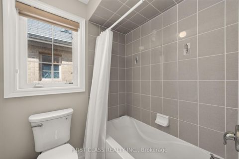 Photo 28 at 23 Lady Karen Crescent, Patterson, Vaughan