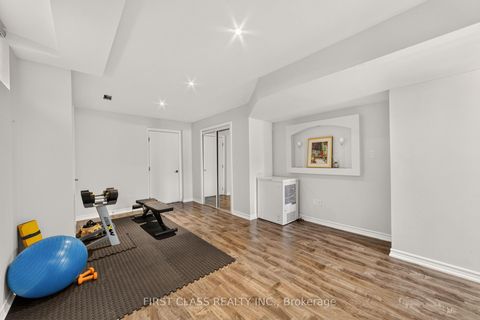 Photo 35 at 23 Lady Karen Crescent, Patterson, Vaughan