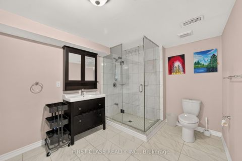 Photo 40 at 23 Lady Karen Crescent, Patterson, Vaughan