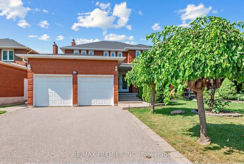 Photo 1 at 42 Burgosa Court, East Woodbridge, Vaughan
