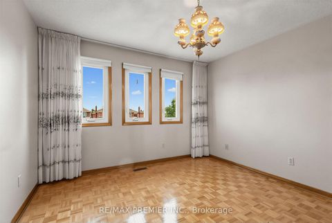 Photo 20 at 42 Burgosa Court, East Woodbridge, Vaughan