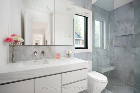 Photo 27 at 20 Rochester Avenue, Lawrence Park South, Toronto