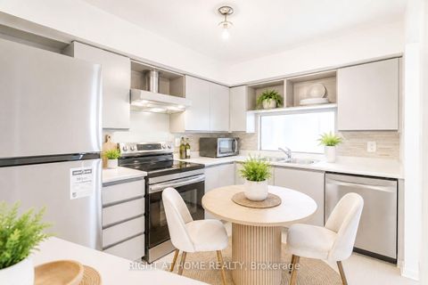 Photo 9 at 912 - 4 Park Vista Drive, Parkview, Toronto