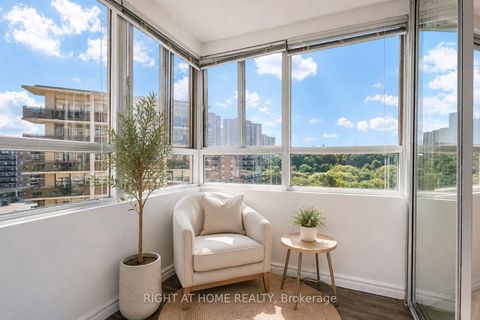 Photo 11 at 912 - 4 Park Vista Drive, Parkview, Toronto