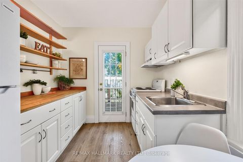 Photo 6 at 26 Pearson Avenue, Roncesvalles, Toronto