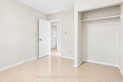Photo 7 at 14 Heath Street, Cundles East, Barrie