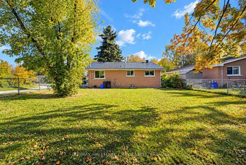 Photo 25 at 14 Heath Street, Cundles East, Barrie