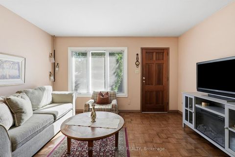 Photo 18 at 7 Geoffrey Street, Roncesvalles, Toronto