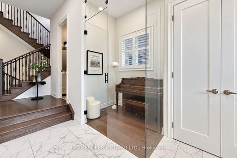 Photo 6 at 153 Prairie Rose Drive, Rural Richmond Hill, Richmond Hill