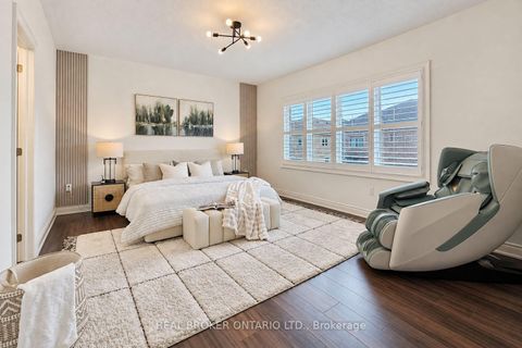Photo 23 at 153 Prairie Rose Drive, Rural Richmond Hill, Richmond Hill
