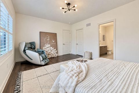 Photo 24 at 153 Prairie Rose Drive, Rural Richmond Hill, Richmond Hill