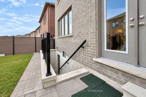 Photo 45 at 153 Prairie Rose Drive, Rural Richmond Hill, Richmond Hill
