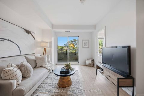 Photo 10 at 310 - 1 Neighbourhood Lane, Queensway, Toronto