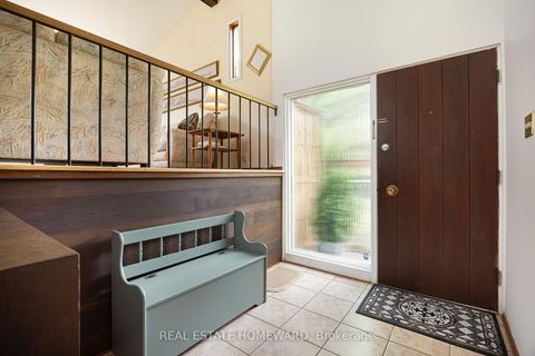 Photo 4 at 23 Norbury Crescent, Bendale, Toronto