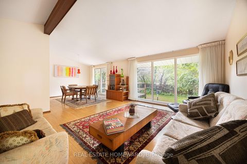 Photo 8 at 23 Norbury Crescent, Bendale, Toronto